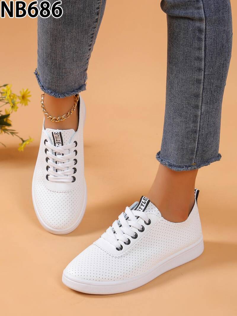 Balerinki/ Espadryle damskie Roz 36-41 / 12 par